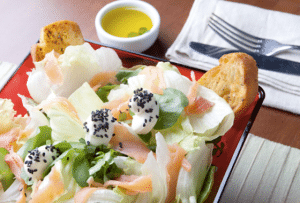 Salada de Salmão Defumado