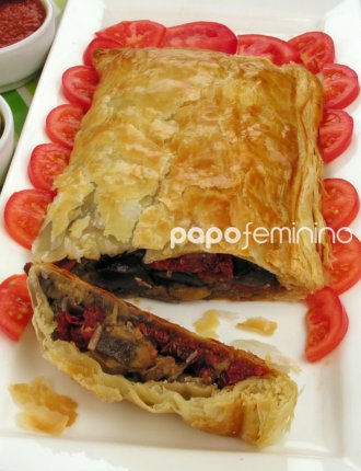 Folhado de Berinjela com Tomate Seco