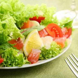 Salada com Salmão