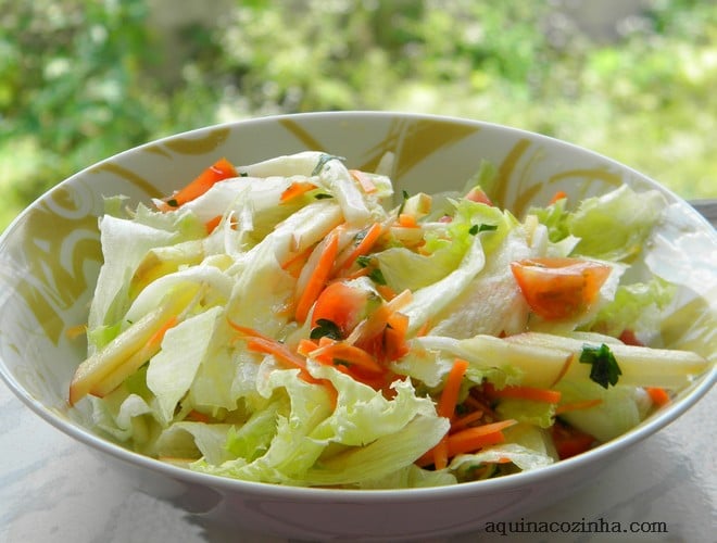 Salada com Molho de Tangerina