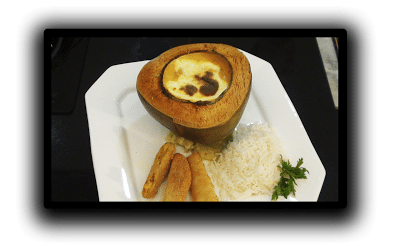 Camarão no Coco Verde