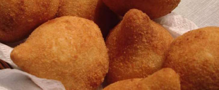 Coxinha de Galinha e Aipim