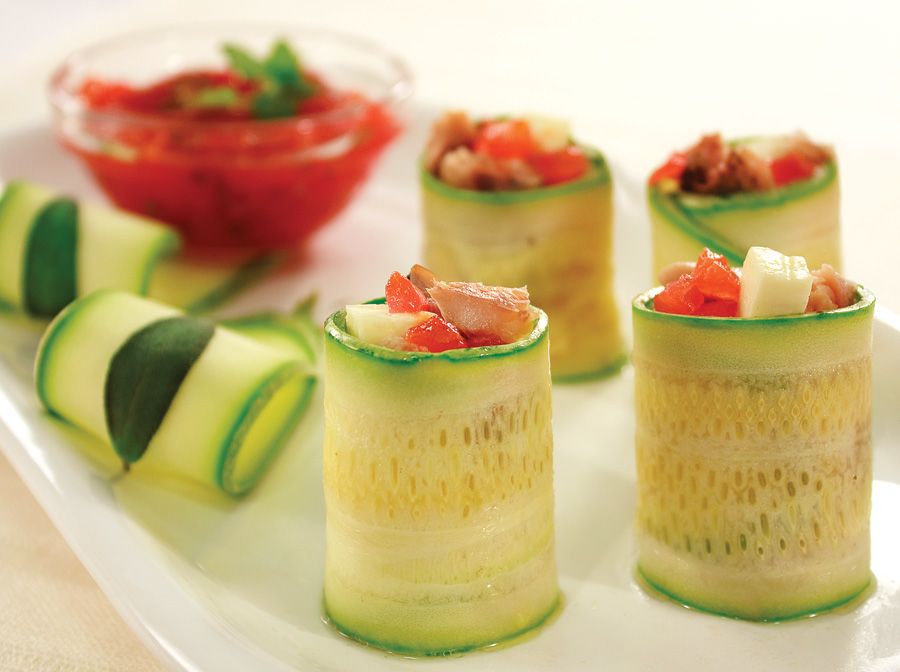 Enroladinho de Abobrinha e Sardinha  Enroladinho de Abobrinha e Sardinha