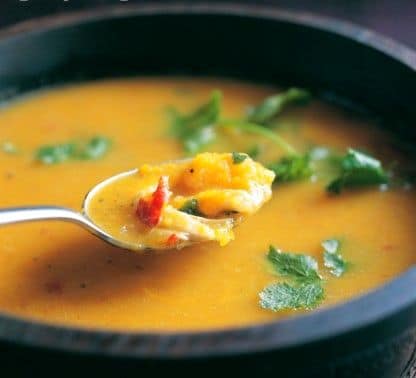 Sopa de Fruta-Pão com Carne-Seca Sopa de Fruta-Pão com Carne-Seca