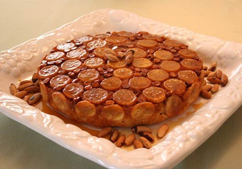 Torta de Banana-Prata com Castanha de Baru