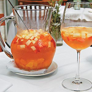 Ponche Gelado de Frutas e Champagne