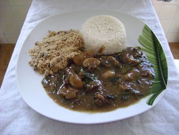 Ensopado de Carne com Batata e Agrião