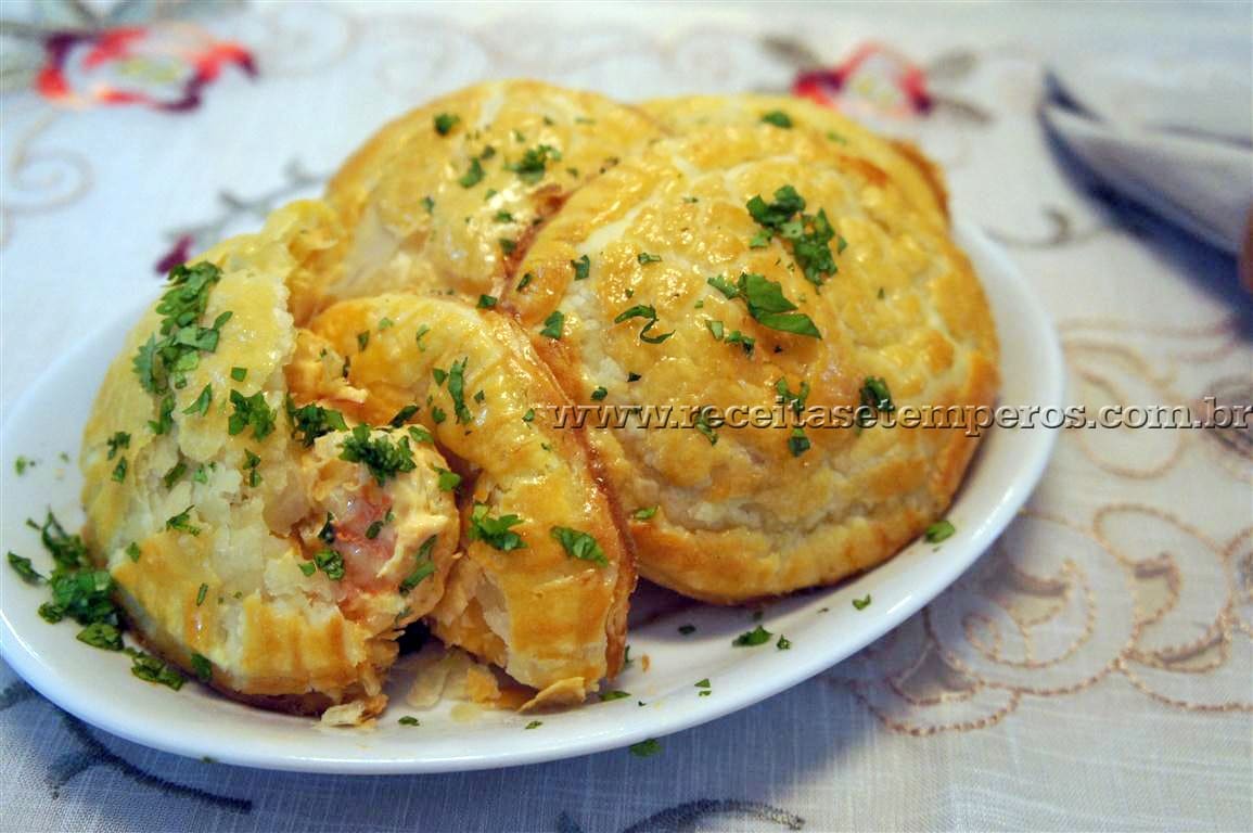 Folhado de Camarão com Catupiry
