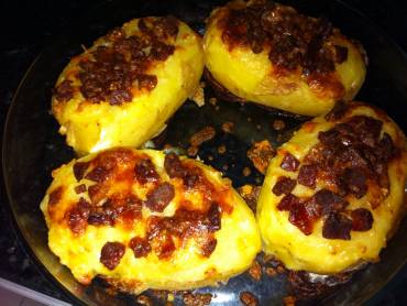 Batata Recheada com Bacon e Requeijão