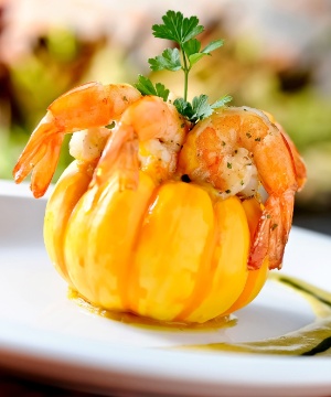 Camarão ao Curry na Miniabóbora