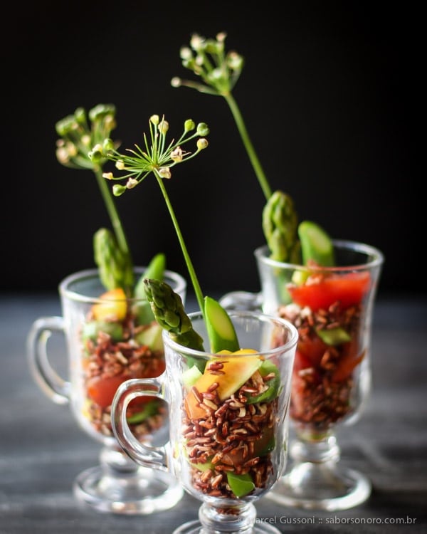 salada-de-pipoca-de-arroz-vermelho
