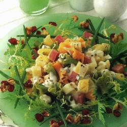 Salada de Macarrão e Frutas