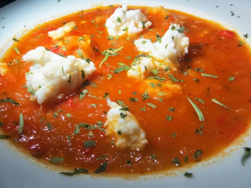 Sopa de Peixe com Tomate e Coco