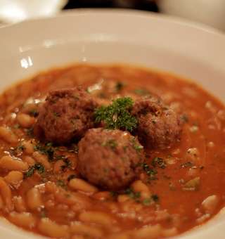 Guisado com Jamón e Feijão-Branco