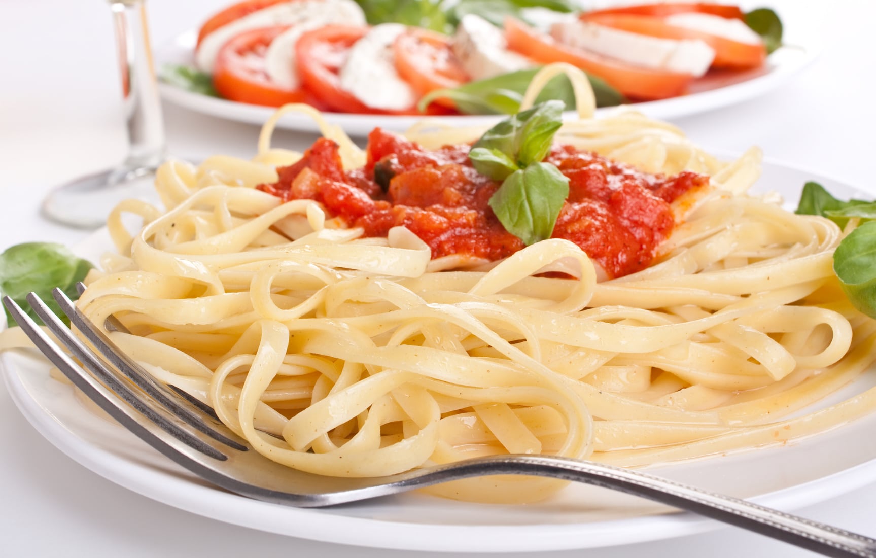 Macarrão com Molho Caprese