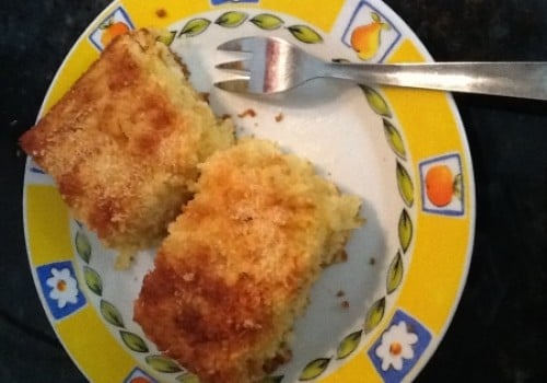 Bolo de Mandioca com Coco Queimado