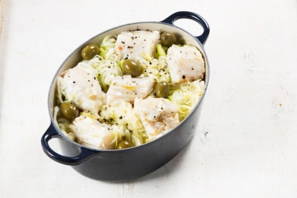 Bacalhau com Alho-Poró, Cebola e Batata