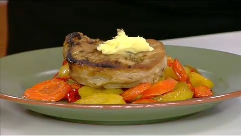 Lombo Temperado com Legumes ao Forno
