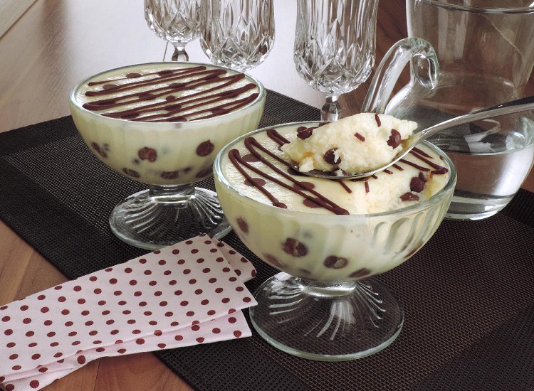 Mousse de Coco com Chocolate