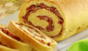 Rocambole de Linguiça Rocambole de Linguiça
