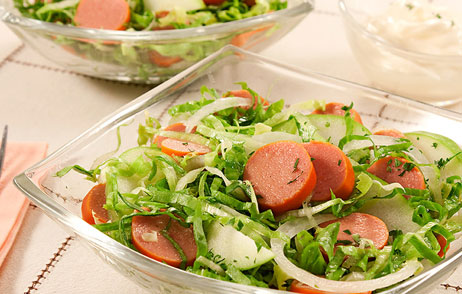 Salada de Salsicha com Escarola e Maçã