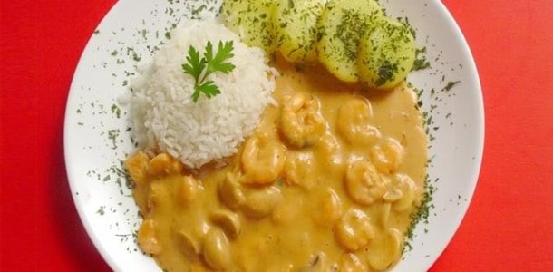 Strogonoff de Camarão 10