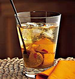 Caipirinha de Tangerina e Pimenta-Dedo-de-Moça
