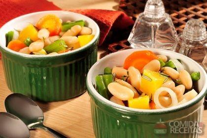 Cozido de Legumes com Feijão-Branco e Alecrim