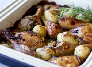 Frango Assado com Batata e Alecrim