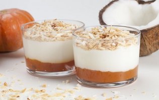 Manjar Branco com Doce de Abóbora e Coco Queimado