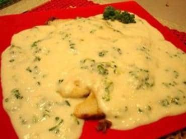 Peixe Assado ao Molho de Iogurte e Ricota