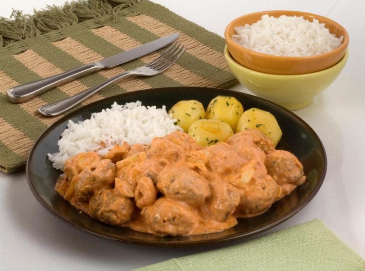 Strogonoff de Almôndega 03