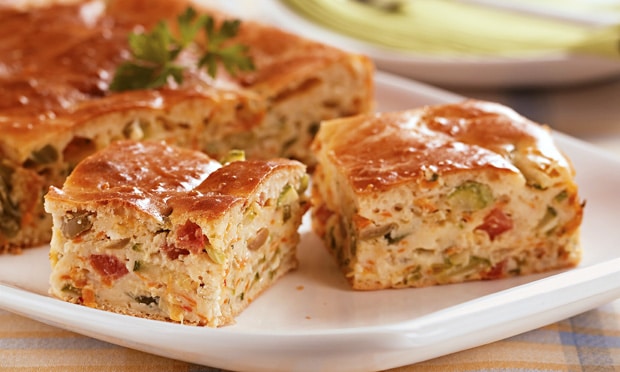 Torta de Legumes com Massa de Requeijão e Maionese