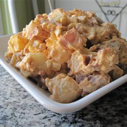 Salada de Batata com Molho Barbecue