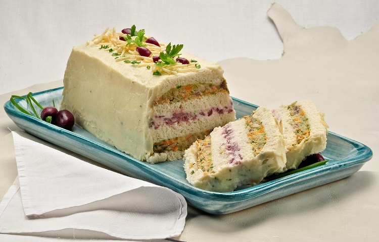Bolo Salgado de Atum e Azeitonas