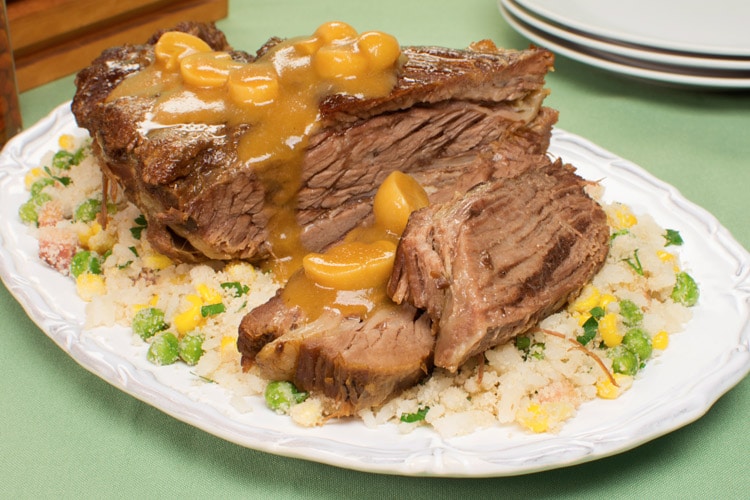 Fraldinha Assada na Cerveja com Farofa de Arroz