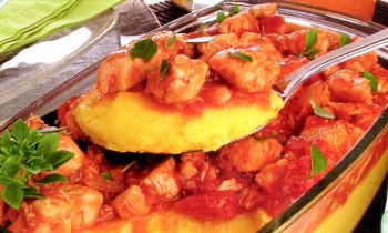 Polenta com Ragu de Frango Polenta com Ragu de Frango