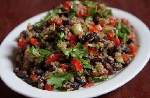 Salada com Grãos de Soja Preta