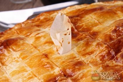 Torta de Frango Folhada