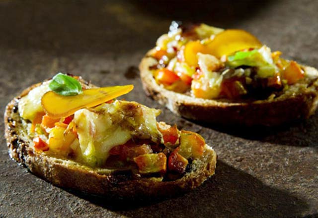 Bruschetta de Bottarga com Tomate