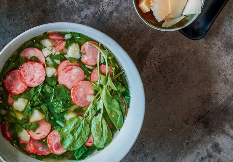 Caldo Verde de Agrião com Linguiça Portuguesa