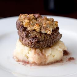 Filé-Mignon ao Gorgonzola Gratinado 