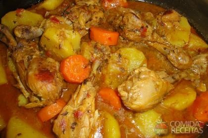 Frango Ensopado com Legumes
