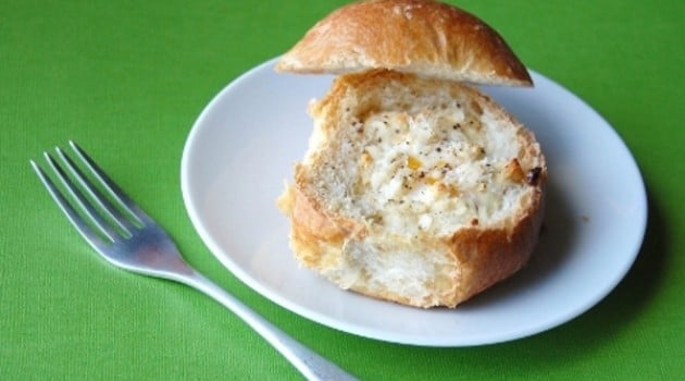 Ovo em Pão de Hambúrguer