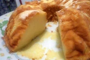 Bolo Mole com Leite Condensado