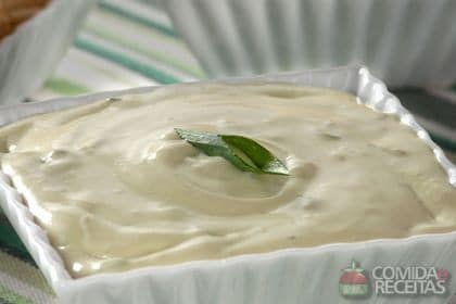 Dip de Espinafre com Queijo