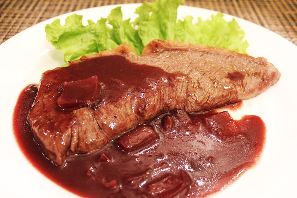 Tapa de Quadril ao Molho de Vinho