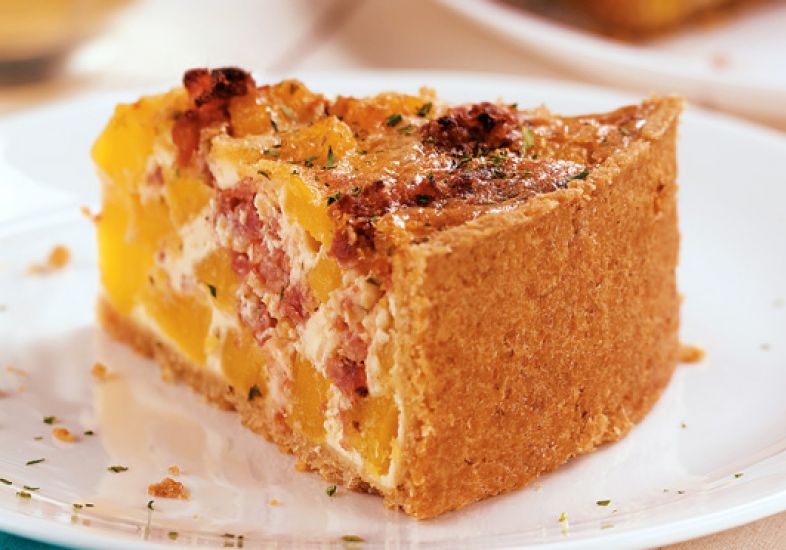 Torta de Calabresa com Mandioquinha