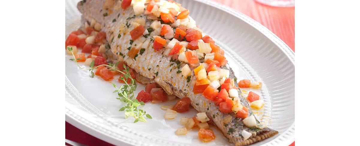 Tainha Assada com Legumes