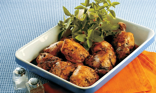 Frango com Alecrim e Tomilho Frango com Alecrim e Tomilho